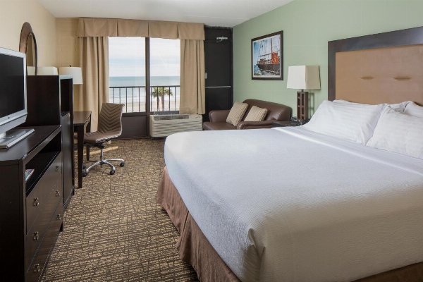 Holiday Inn Resort Galveston - On The Beach image 2