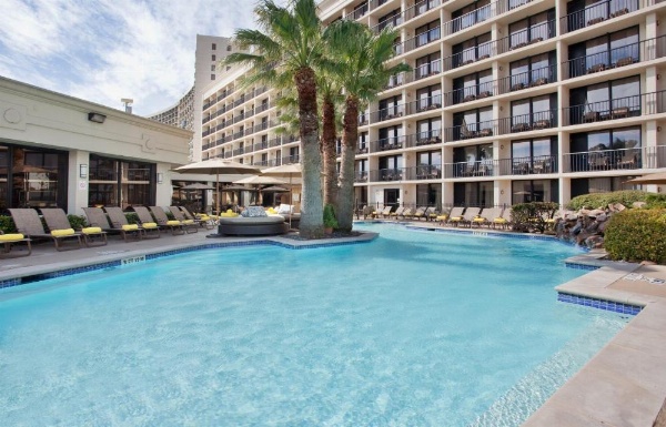 Holiday Inn Resort Galveston - On The Beach image 26